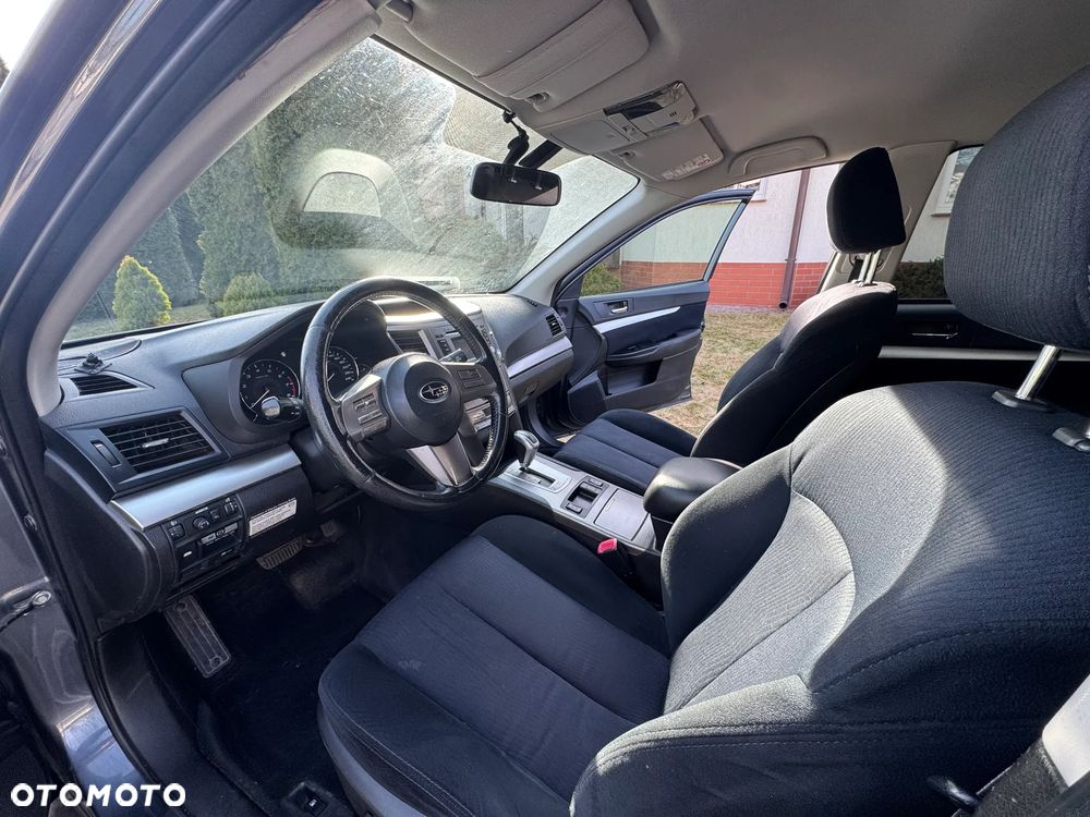 Subaru Outback 2.5i Lineartronic Active - 9
