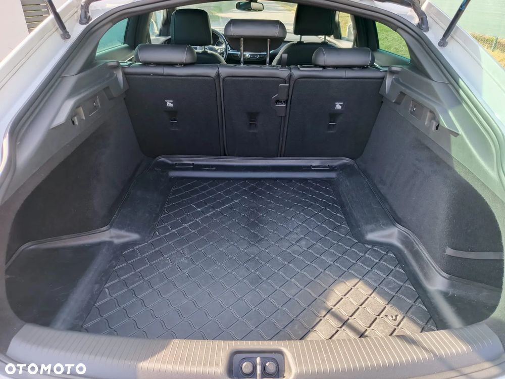 Opel Insignia 2.0 CDTI 4x4 Ultimate S&S - 4