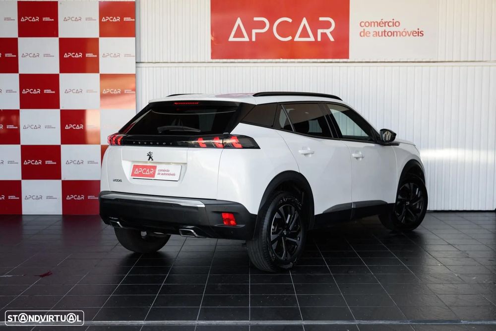 Peugeot 2008 1.2 PureTech Allure EAT8 - 6