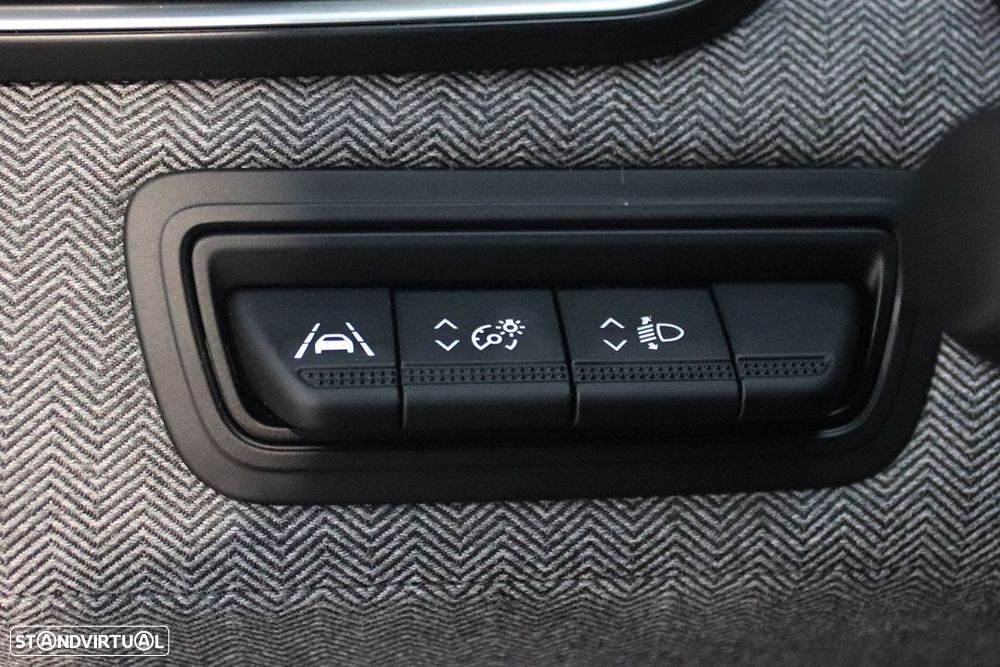 Renault Clio 1.0 TCe Techno Bi-Fuel - 20