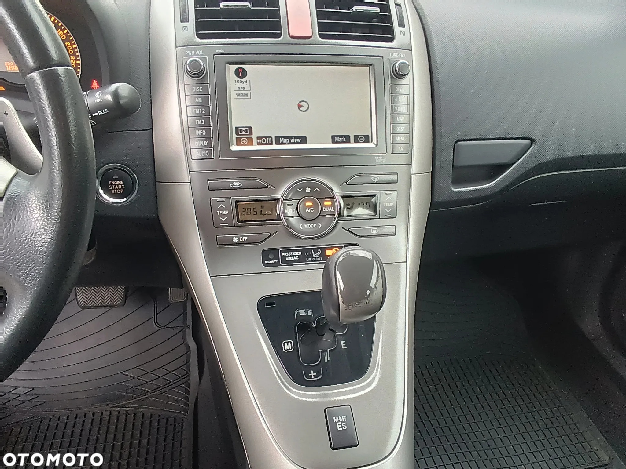 Toyota Auris 1.6 VVT-i Prestige MM - 16
