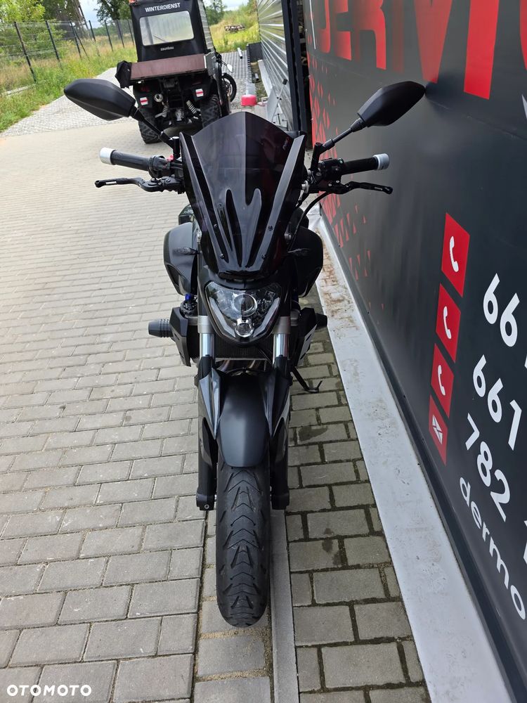 Yamaha MT - 16
