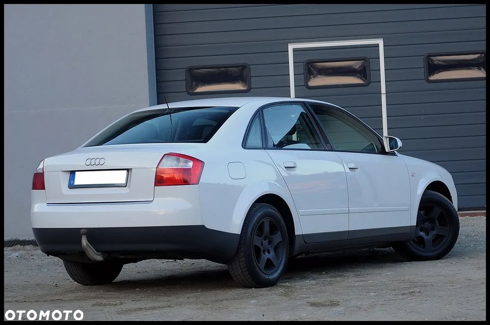 Audi A4 Limousine - 21