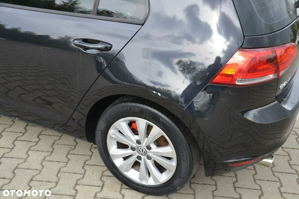 Volkswagen Golf - 16
