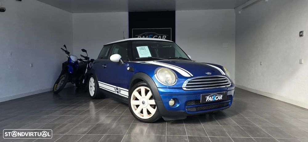 MINI 3 Portas Cooper D - 2