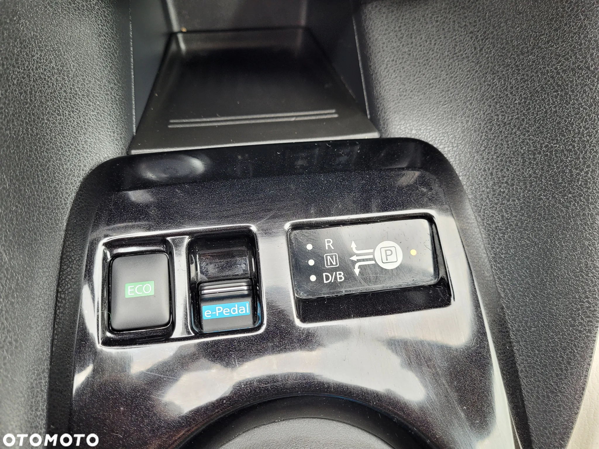 Nissan Leaf 62 kWh e+ N-Connecta - 23