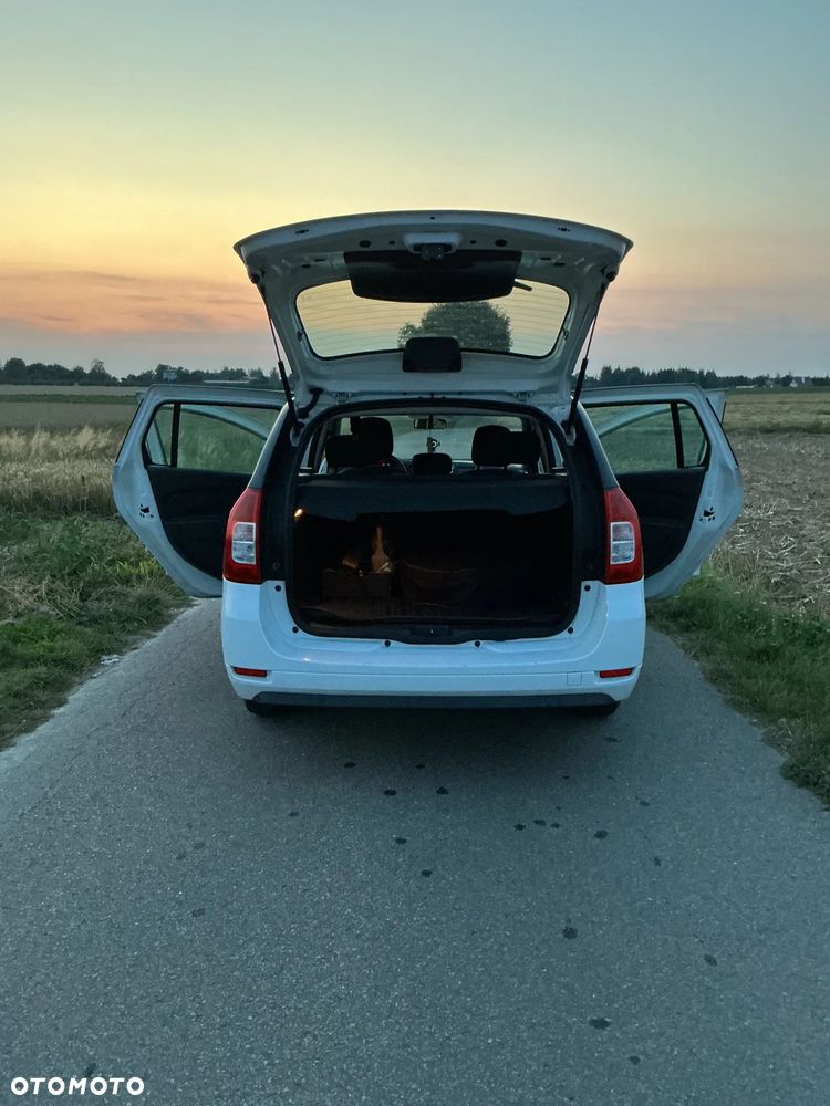 Dacia Logan 1.2 16V Access - 10