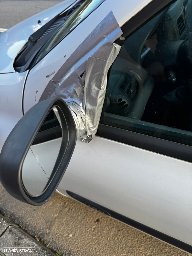 Renault Clio 1.9 D RN - 12