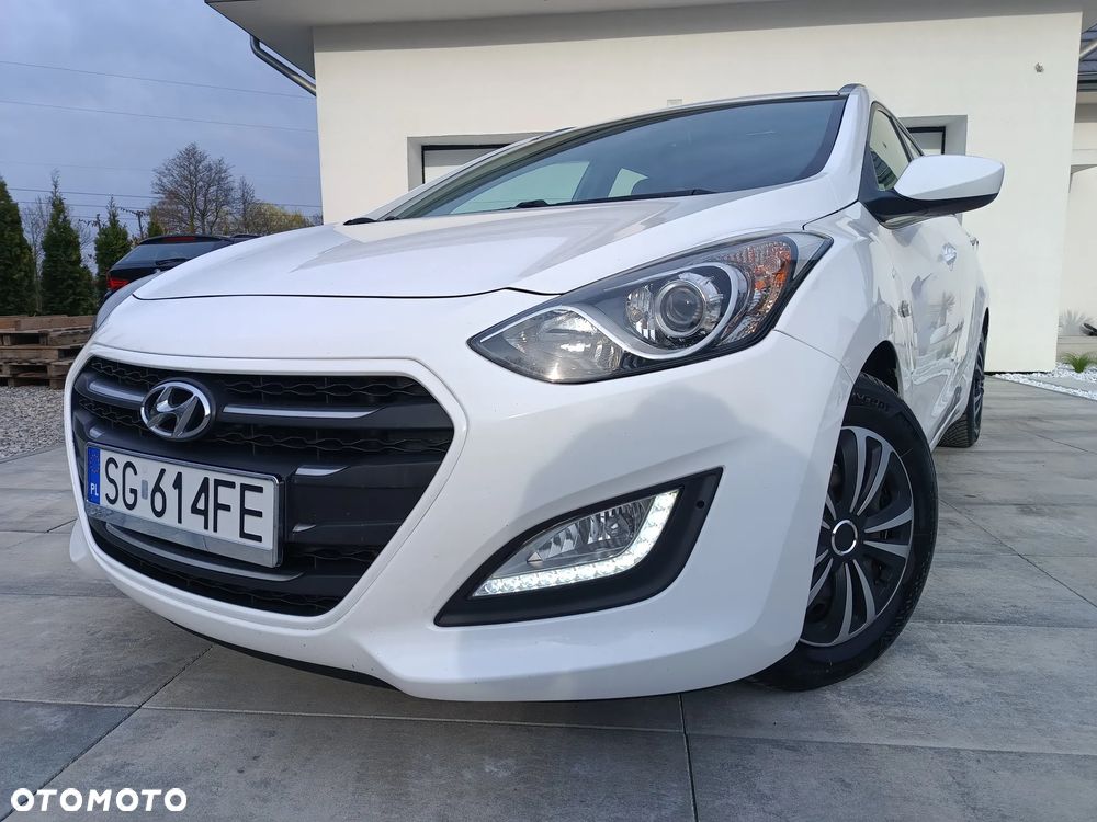 Hyundai i30 blue 1.6 CRDi Style - 2