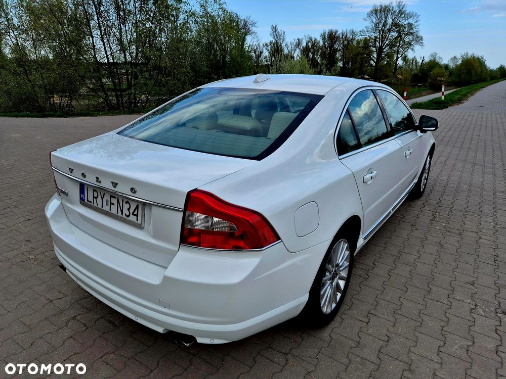 Volvo S80 - 11