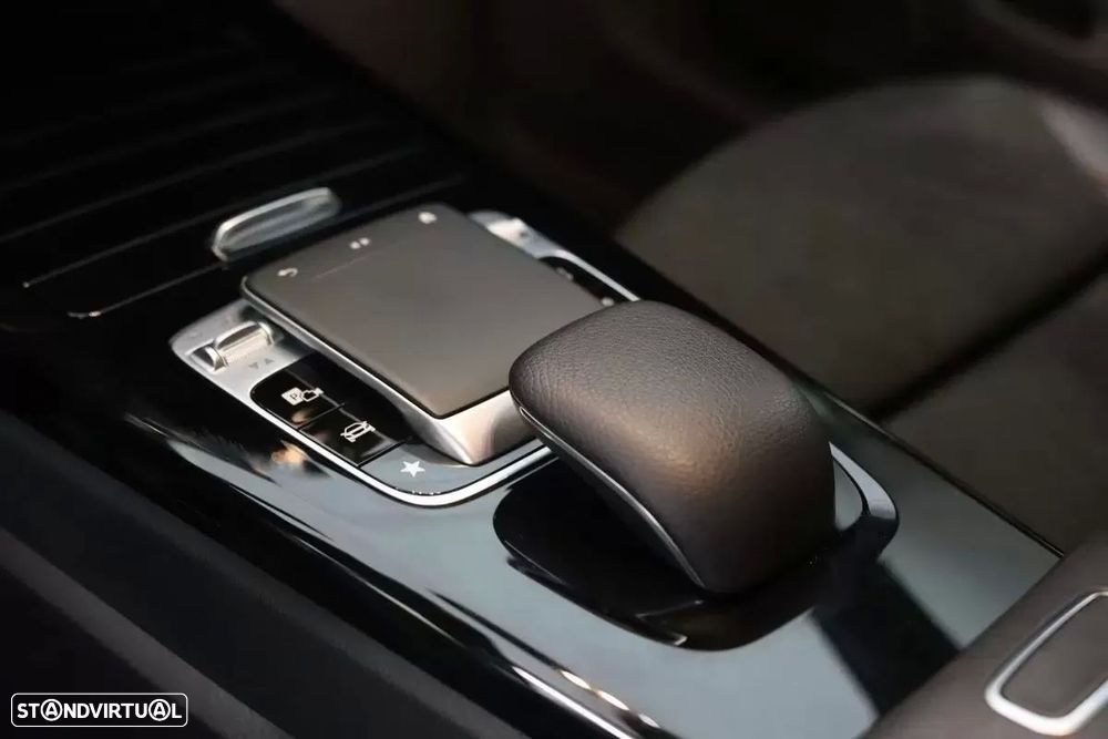 Mercedes-Benz A 180 Limousine d 7G-DCT AMG Line - 8