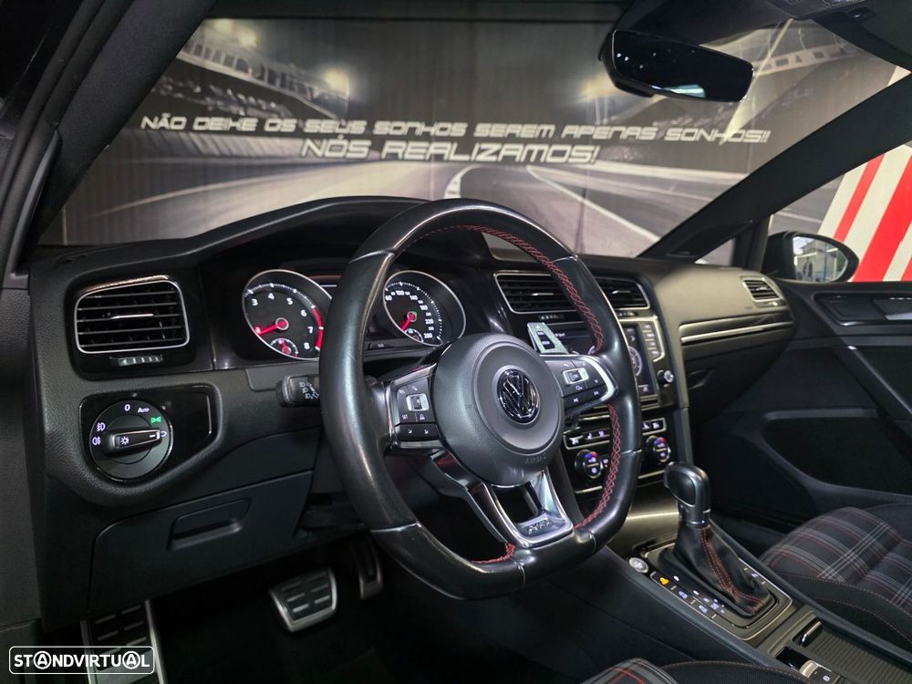VW Golf 2.0 TSi GTi DSG - 26
