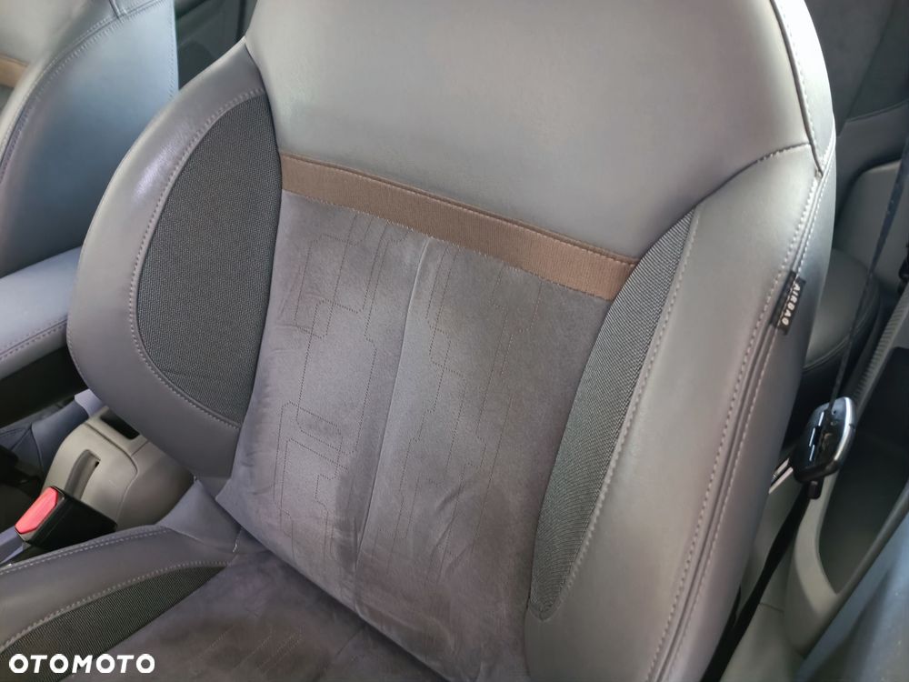 Peugeot 208 1.6 VTi Allure - 29