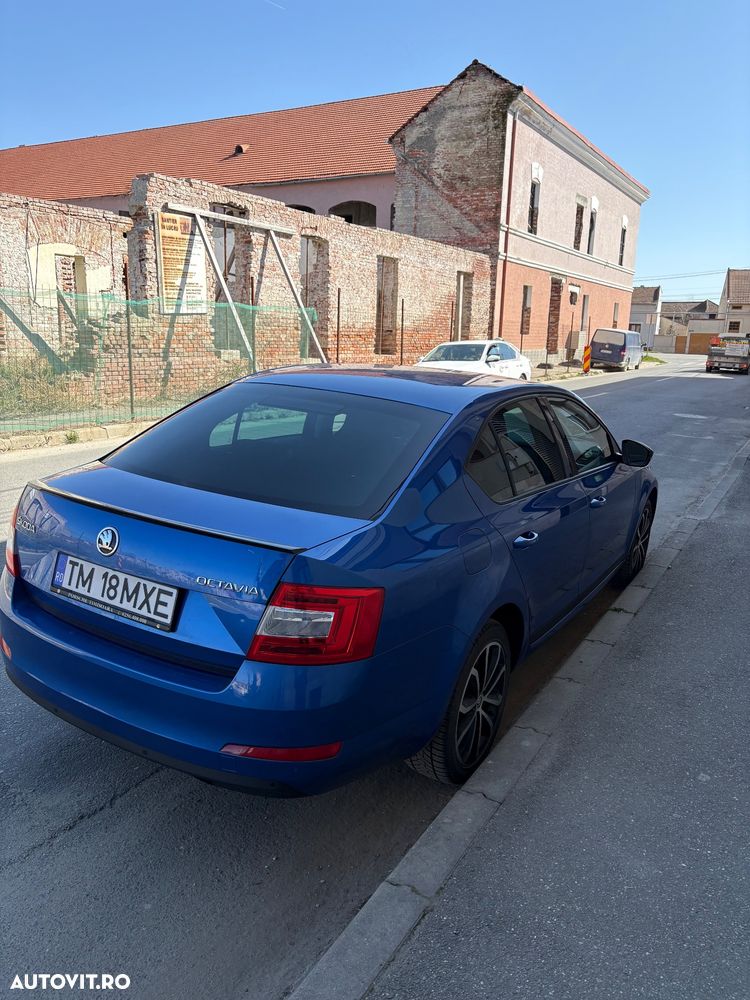 Skoda Octavia 1.4 TSI DSG Style - 4
