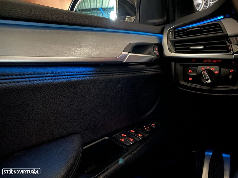 BMW X5 30 d xDrive Pack M - 22