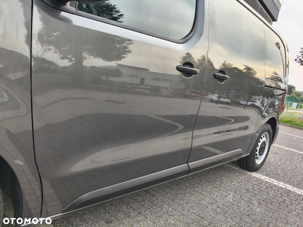Toyota PROACE NOWY MODEL 1.5 D-4D (120KM) (L2H1) (EURO,6) KLIMA FULL OPCJA STAN IDEALNY NIE MA RDZY 100% BEZWYPADKOWY SERWIS A.S.O. DO KOŃCA ! ! ! - 34