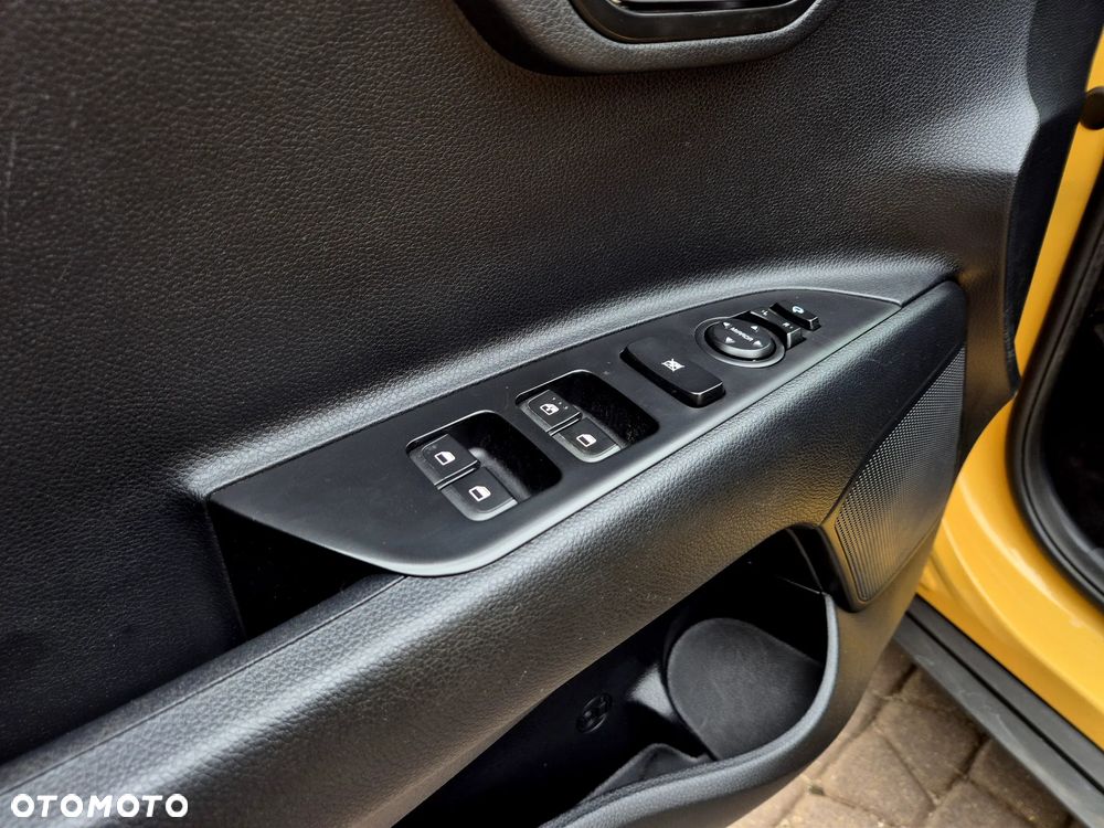 Kia Stonic 1.2 L Business Line - 21