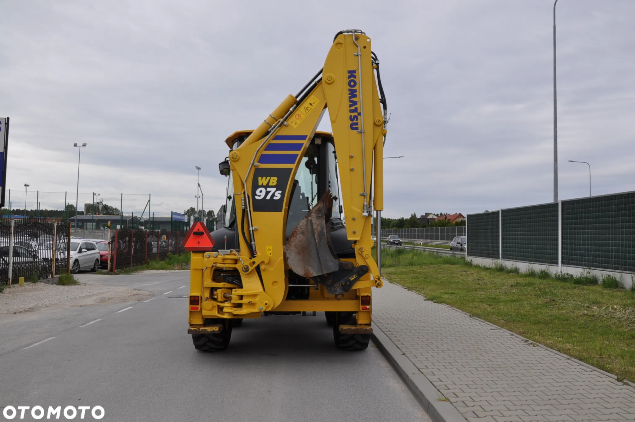 Komatsu WB 97S-8 - 7