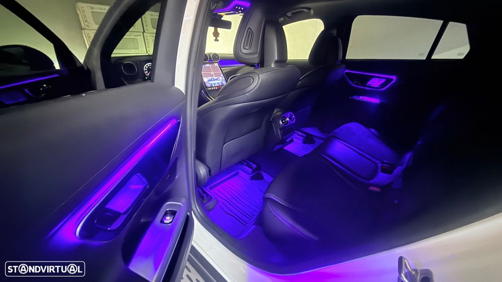 Mercedes-Benz GLC 300 de Coupe 4Matic 9G-TRONIC AMG Line Advanced - 29