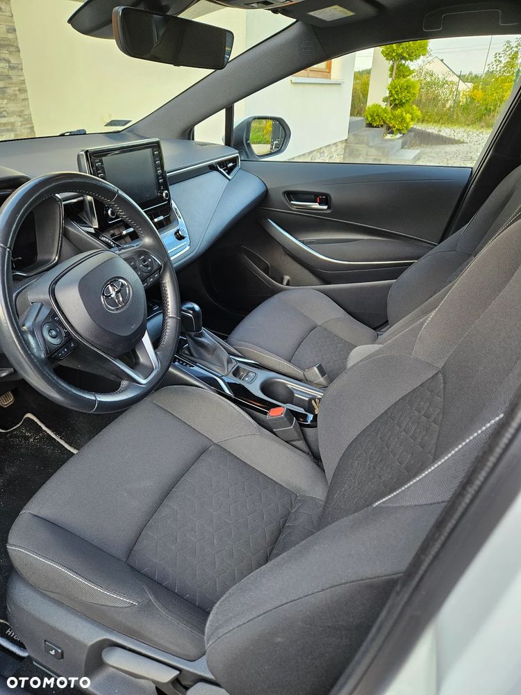 Toyota Corolla 1.8 Hybrid Comfort - 6