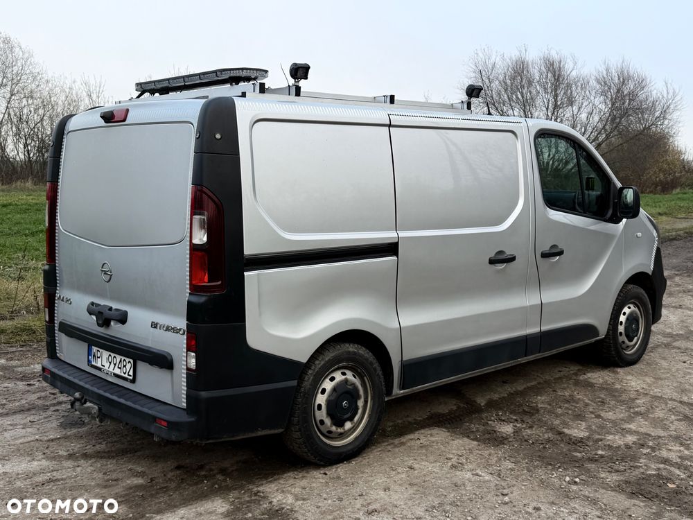 Opel VIVARO - 9