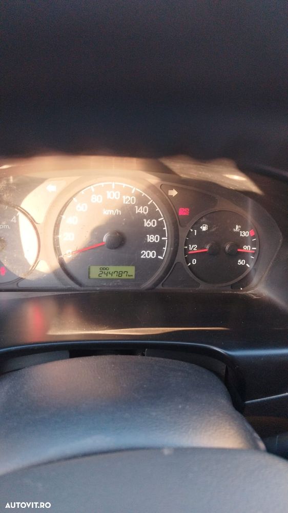 Hyundai H1 - 6