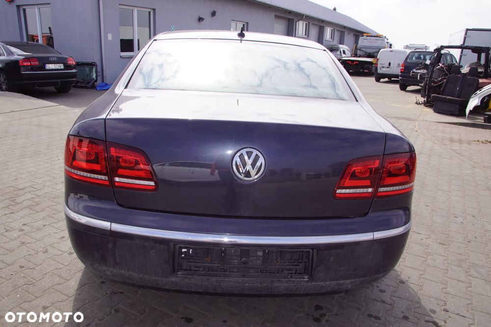 Auto na części 692106889 Volkswagen Phaeton lift 2014 3.0 tdi CEXB 240 km lakier LR7W wersja nie long maska zderzak radio lampy fotele grill drzwi  deska poduszka led - 2