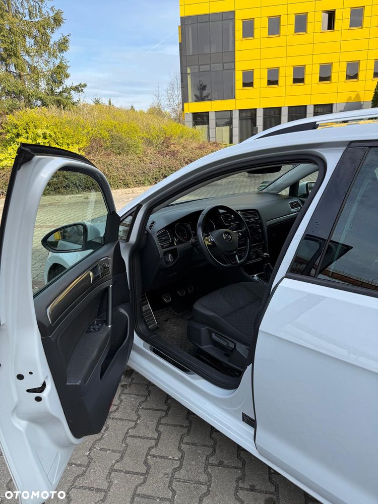 Volkswagen Golf 2.0 TDI Join - 6