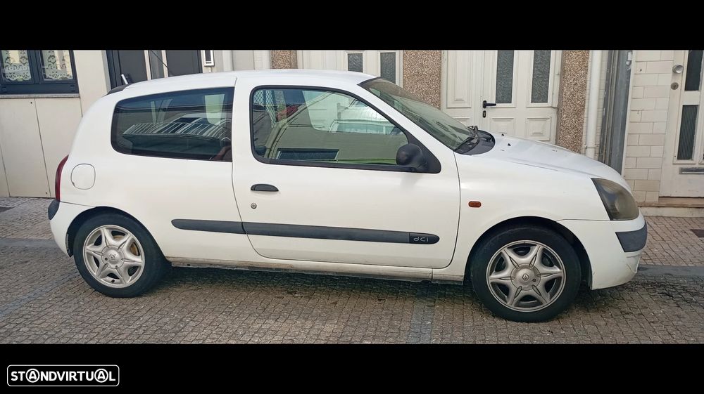 Renault Clio 1.5 dCi S - 3
