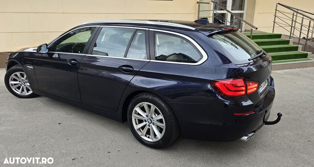 BMW Seria 5 520d - 24