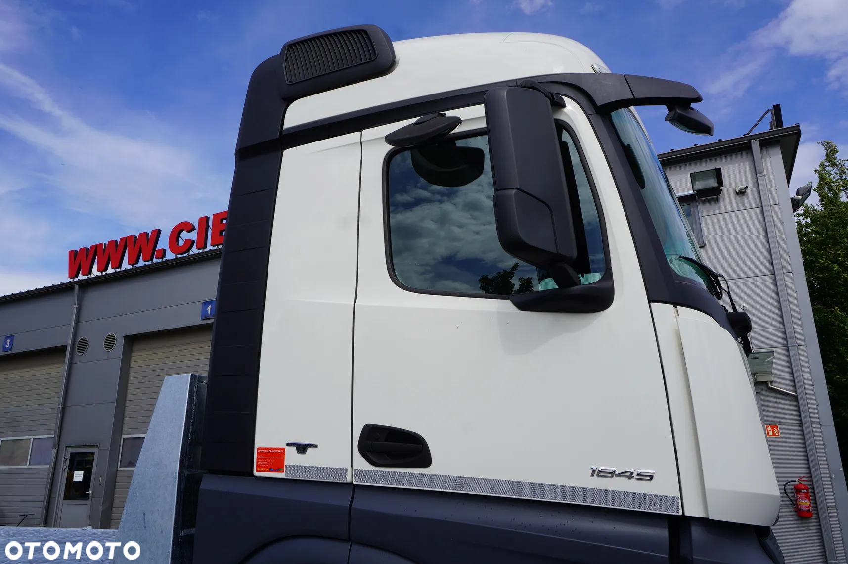 Mercedes-Benz Actros 1845 4×2 E6 / NOWA LAWETA 8,3 m / Kab. sypialna - 22