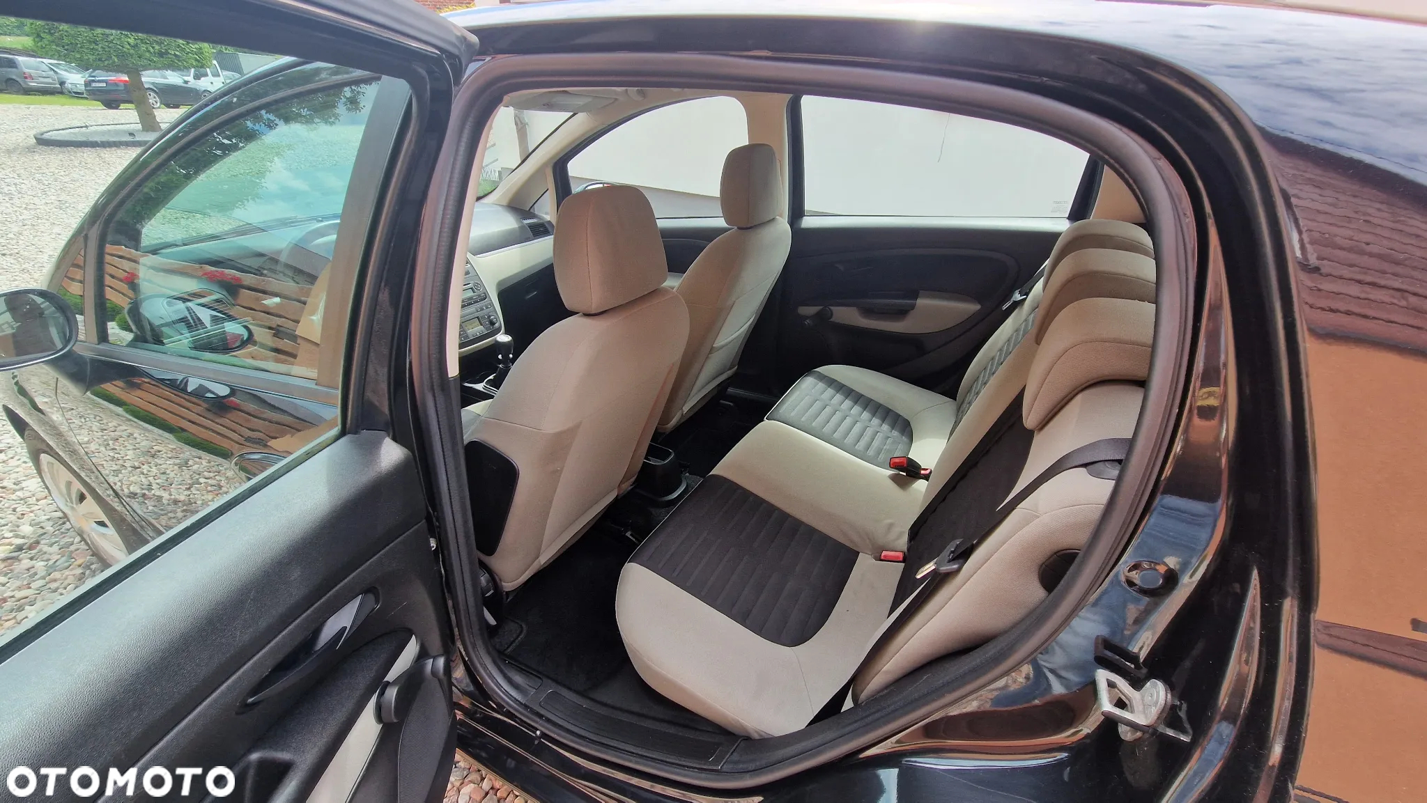 Fiat Grande Punto - 21