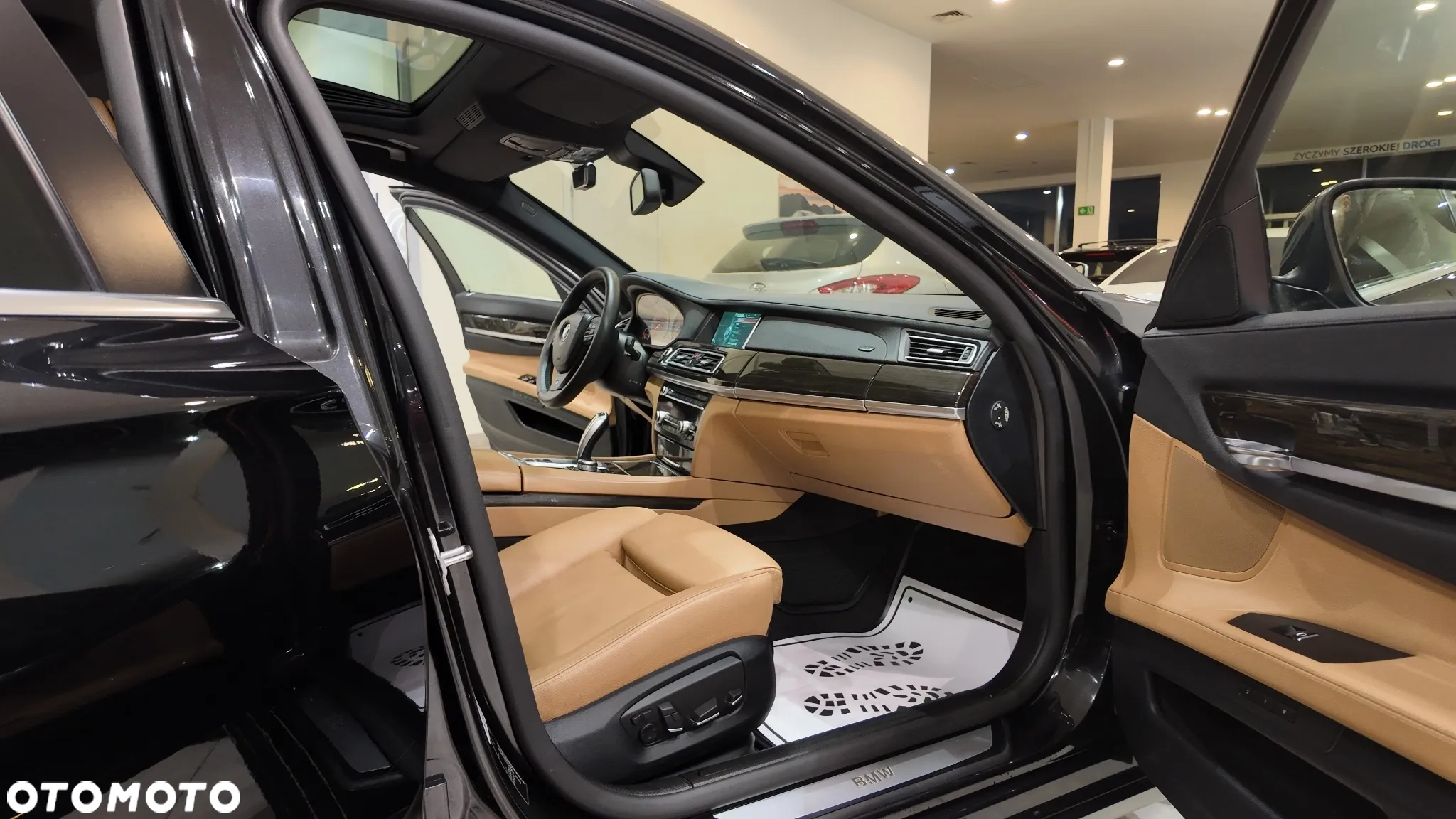 BMW Seria 7 730d xDrive - 34