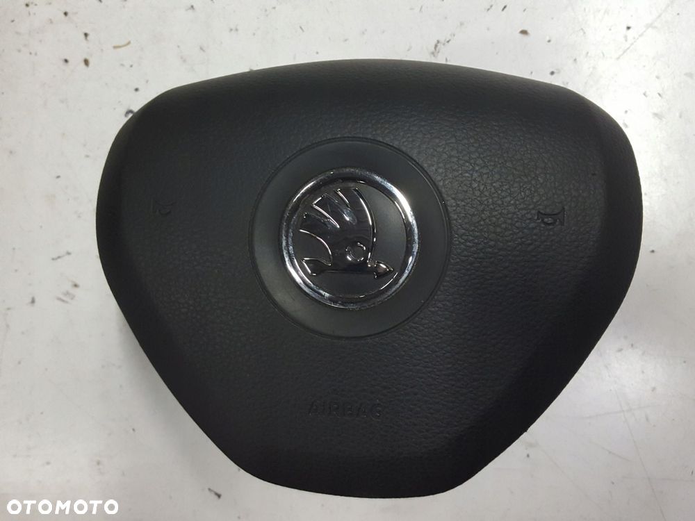 SKODA RAPID 12-17r PODUSZKA AIRBAG KIEROWCY 5E0880201A - 2