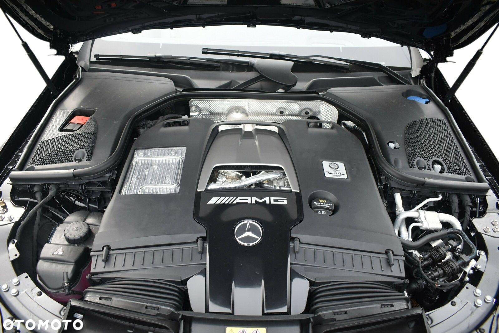 Mercedes-Benz AMG GT - 15