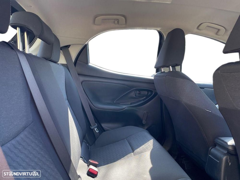 Toyota Yaris - 8