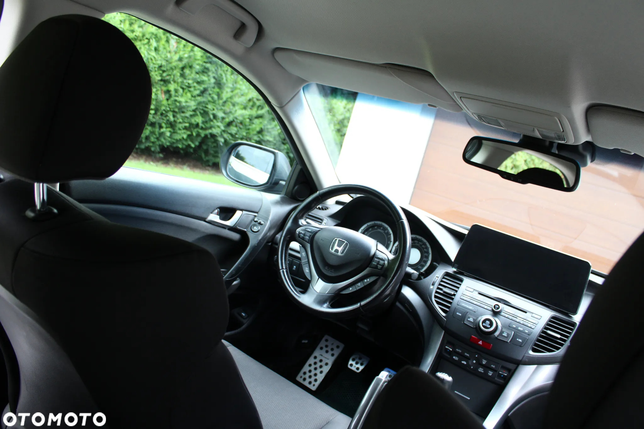 Honda Accord 2.0 Lifestyle - 23