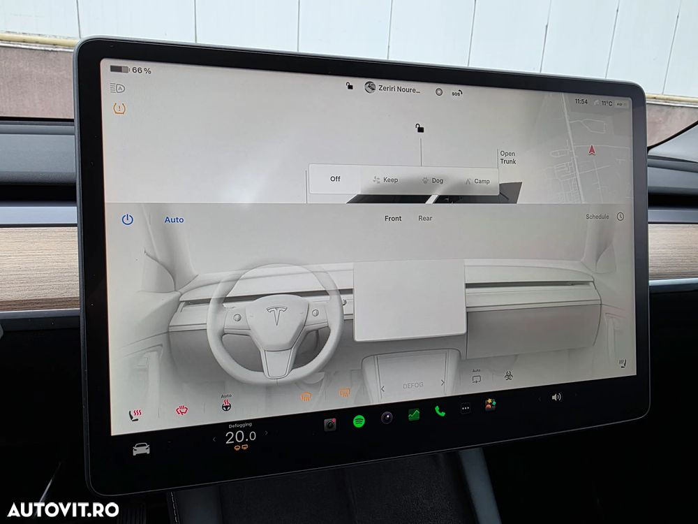 Tesla Model Y AWD Long Range - 20