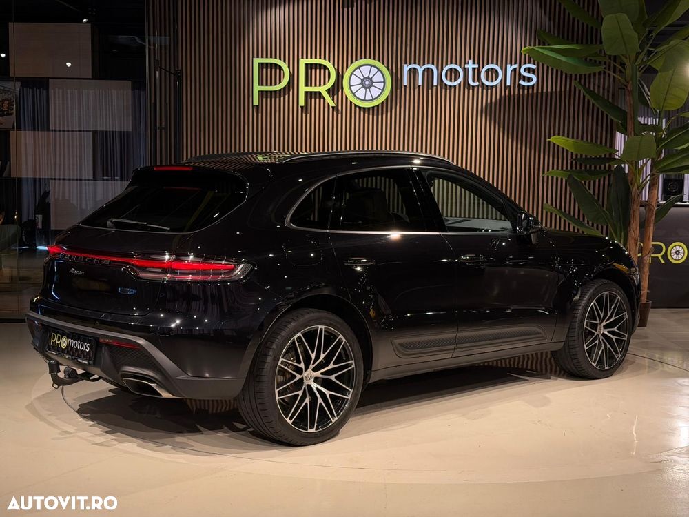 Porsche Macan - 25