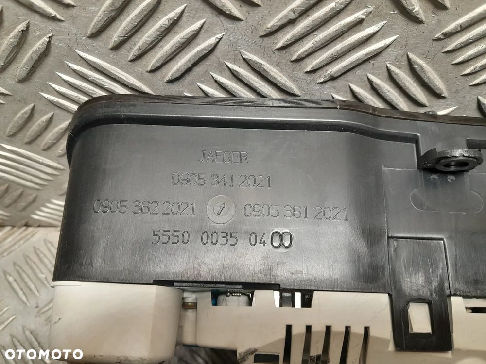 AUDI A4 B5 LICZNIK ZEGARY 8D0920900T - 8
