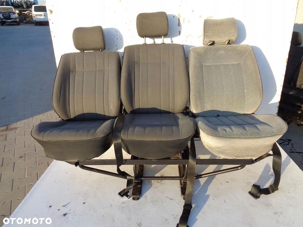 FOTELE SIEDZENIA 3 RZĄD VW TRANSPORTER T5 - 1