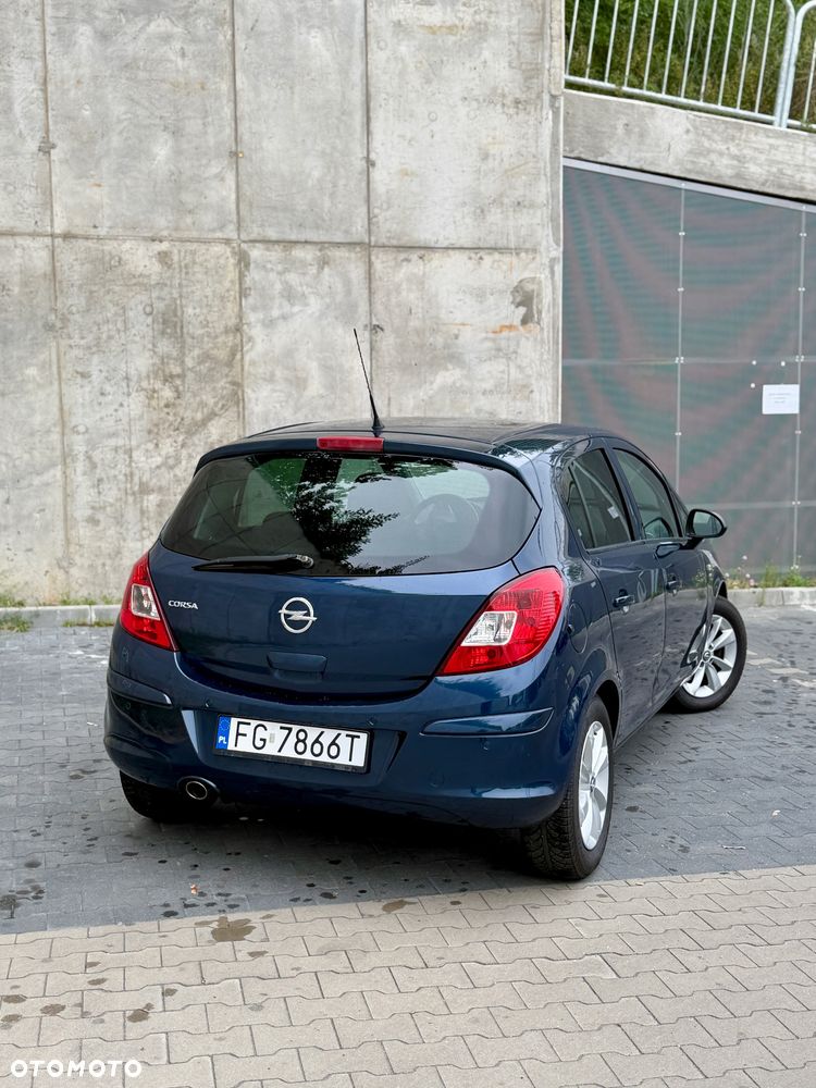 Opel Corsa 1.4 16V Energy - 7