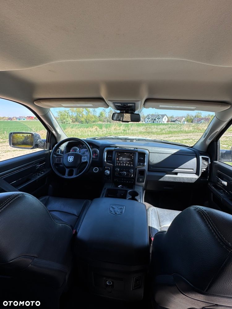 Dodge RAM 5.7 4x4 - 9