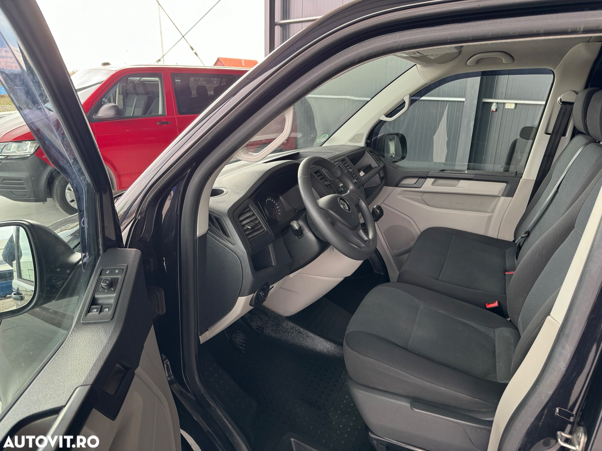 Volkswagen Transporter T6 - 13