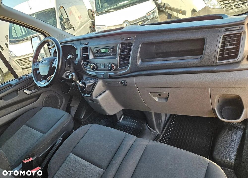 Ford Transit - 19