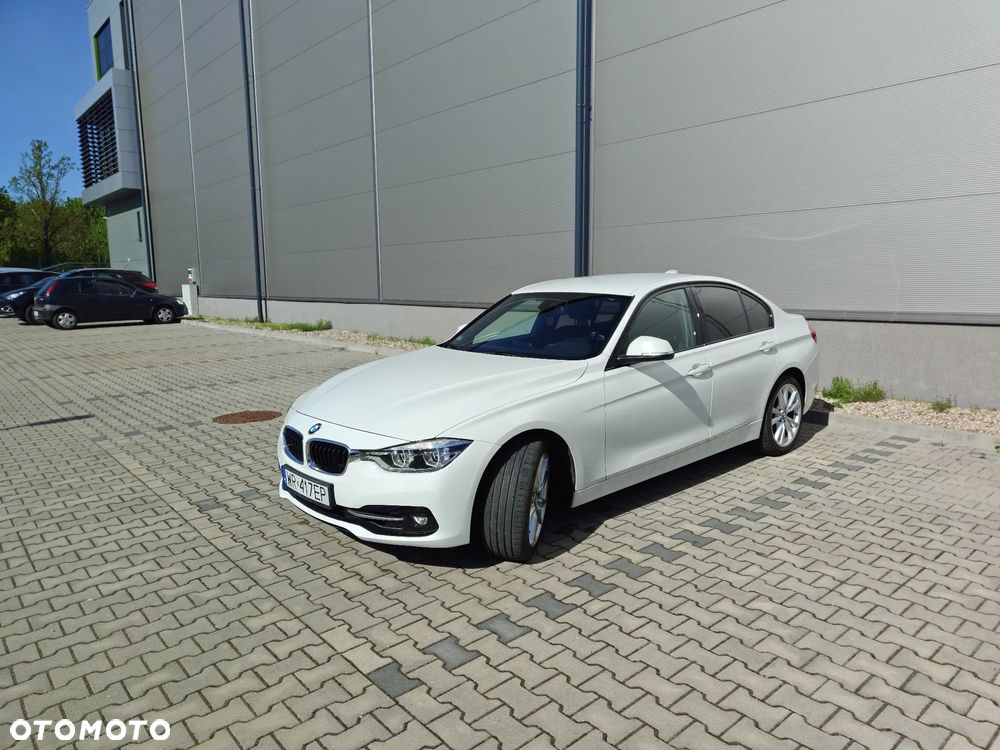 BMW Seria 3 330i Luxury Line sport - 6