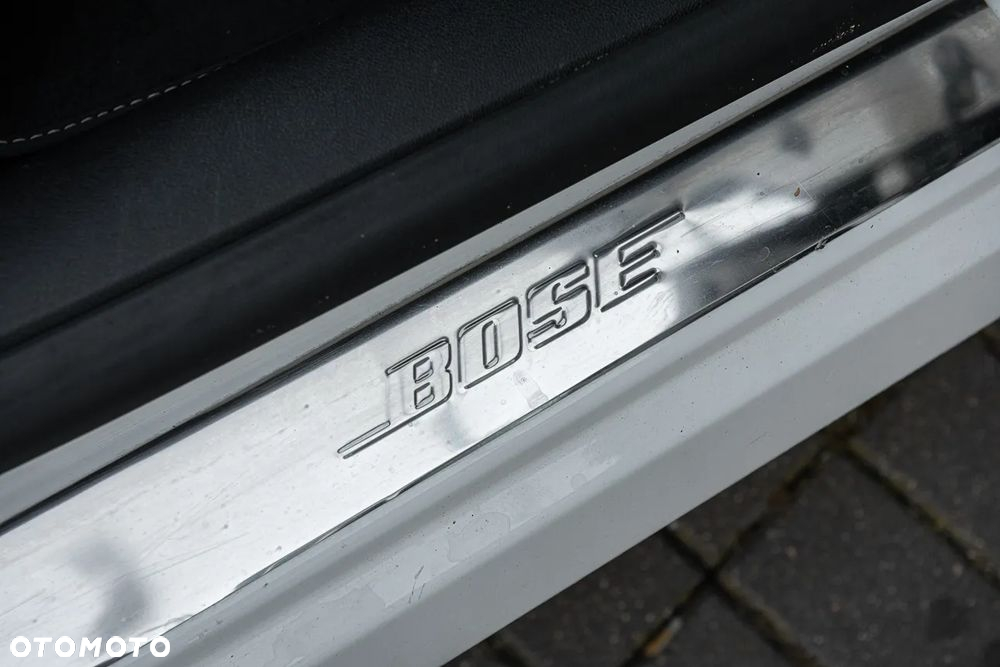 Renault Laguna dCi 150 FAP Start-Stop Bose Edition - 29