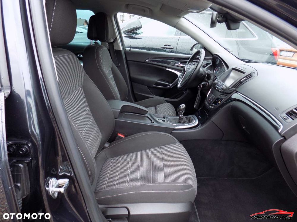 Opel Insignia - 23