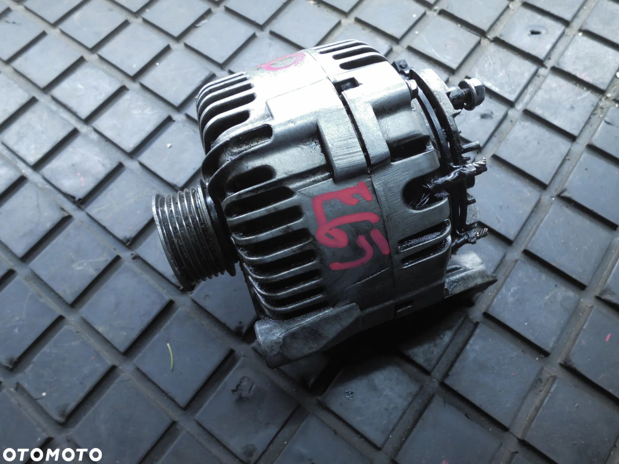 BMW 7 E65 3.0 D ALTERNATOR - 1