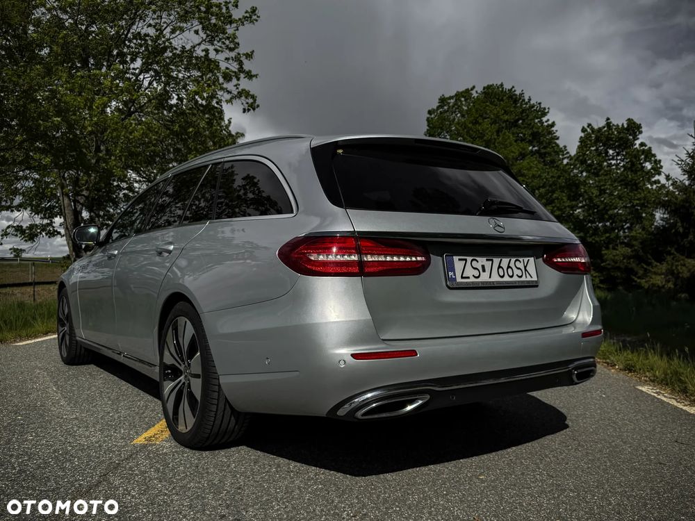 Mercedes-Benz Klasa E 220 d 9G-TRONIC - 5